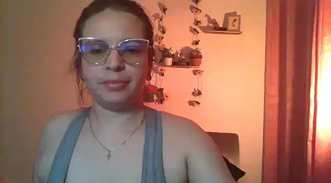 lorenitabella online show from February 2025 09:15:01 AM