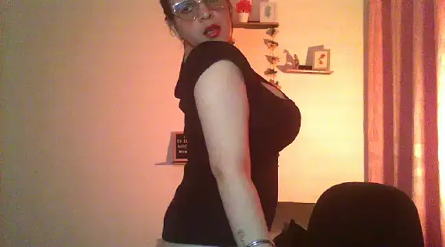 lorenitabella online show from February 2025 02:18:01 AM