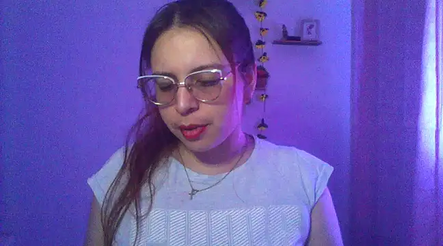 lorenitabella online show from February 2025 06:29:01 AM