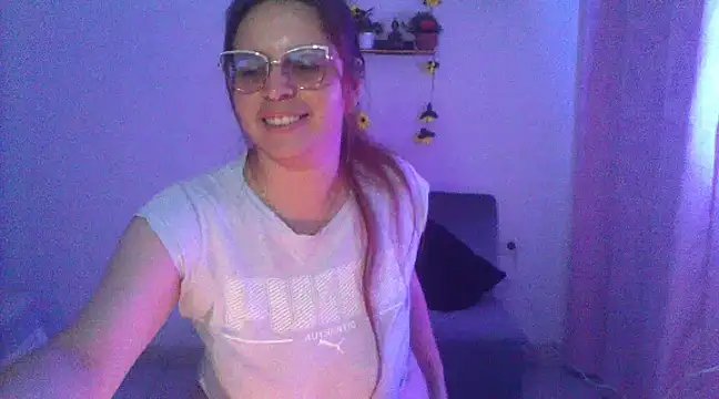 lorenitabella online show from February 2025 09:32:02 AM