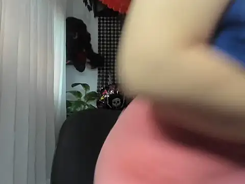 lorenitabella online show from October 2025 08:31:02 PM