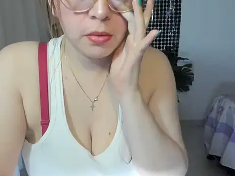 lorenitabella online show from November 2025 08:58:02 AM