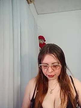 lorenitabella online show from June 2026 09:34:01 AM