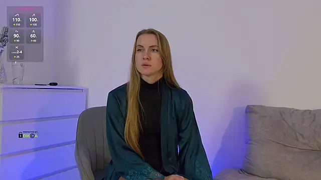 Snapshot of Fallinlove1 chatting on January 2025 06:12:02 PM Fallinlove1 online show from January 2025 06:12:02 PM