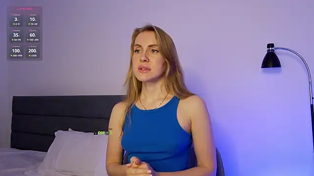 Snapshot of Fallinlove1 chatting on March 2025 05:26:02 PM Fallinlove1 online show from March 2025 05:26:02 PM