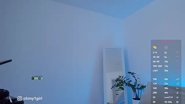 Snapshot of Fallinlove1 chatting on November 2025 08:23:02 AM Fallinlove1 online show from November 2025 08:23:02 AM