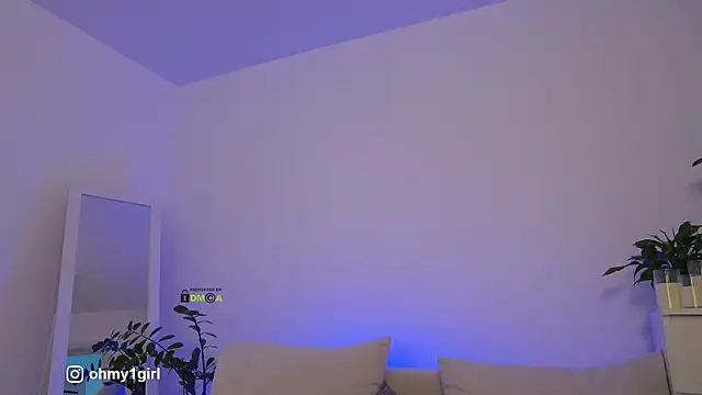 Snapshot of Fallinlove1 chatting on November 2025 12:37:01 PM Fallinlove1 online show from November 2025 12:37:01 PM