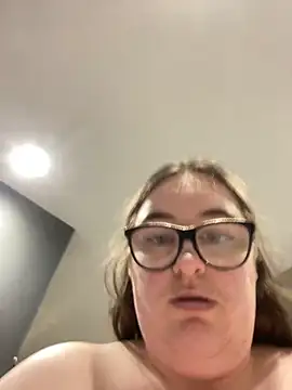 Snapshot of Rebecca_Summer chatting on November 2025 07:22:02 AM Rebecca Summer online show from November 2025 07:22:02 AM