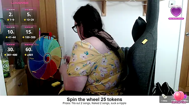 Rebecca Summer online show from May 2026 06:03:01 PM