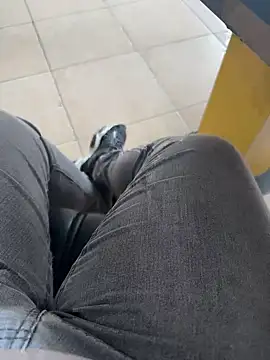 Snapshot of S2kicibey06 chatting on January 2025 11:10:02 AM S2kicibey06 online show from January 2025 11:10:02 AM