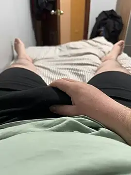 Snapshot of S2kicibey06 chatting on February 2025 04:46:02 PM S2kicibey06 online show from February 2025 04:46:02 PM