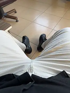 Snapshot of S2kicibey06 chatting on March 2025 11:32:01 AM S2kicibey06 online show from March 2025 11:32:01 AM