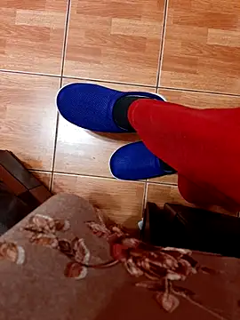 feet toes online show from January 2026 06:28:01 AM