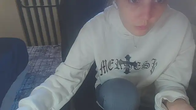 Laco-cO online show from September 2025 06:18:01 AM