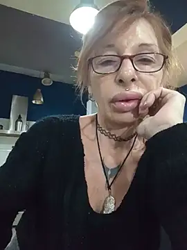 FrozenWaffle online show from June 2026 06:31:01 PM