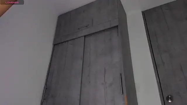 sofiaa snoww online show from March 2026 02:16:02 AM