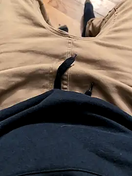 MrandMrsHaze online show from November 2025 06:03:01 AM