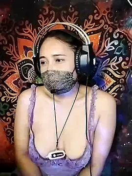  Shimmerlyn  online show from March 2025 07:47:02 PM