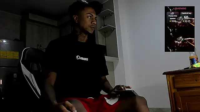 YeremiBrowm online show from March 2026 04:22:02 PM