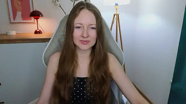 freya nilsson online show from December 2024 07:01:01 PM