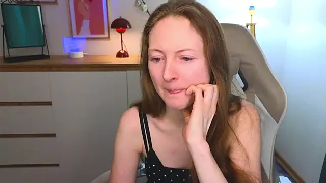 freya nilsson online show from December 2024 07:14:01 PM