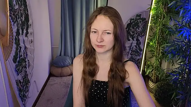 freya nilsson online show from December 2024 04:48:01 PM