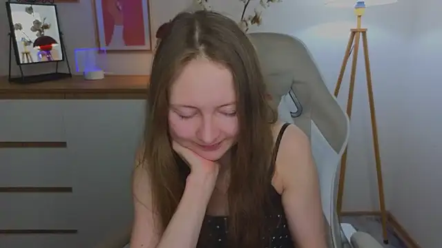 freya nilsson online show from December 2024 06:42:02 PM