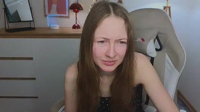 freya nilsson online show from December 2024 07:08:02 PM