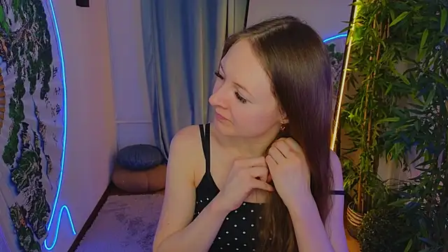 freya nilsson online show from December 2024 04:06:01 PM