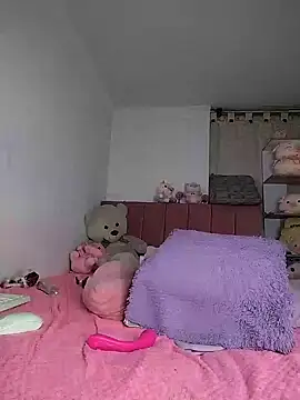 Snapshot of amycute_ chatting on January 2025 12:27:01 AM amycute online show from January 2025 12:27:01 AM