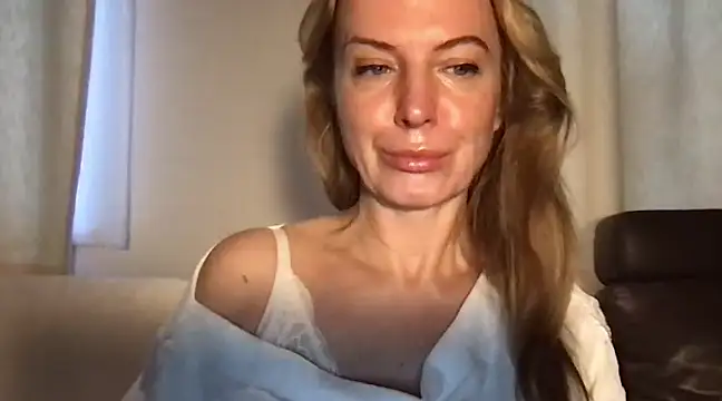 Snapshot of RachellAmazing chatting on January 2025 07:21:02 AM RachellAmazing online show from January 2025 07:21:02 AM