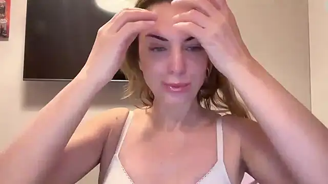 Snapshot of RachellAmazing chatting on February 2025 06:19:01 AM RachellAmazing online show from February 2025 06:19:01 AM