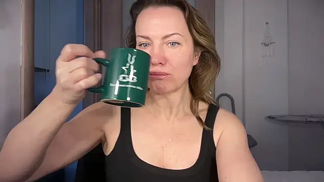 Snapshot of RachellAmazing chatting on April 2026 06:22:01 AM RachellAmazing online show from April 2026 06:22:01 AM