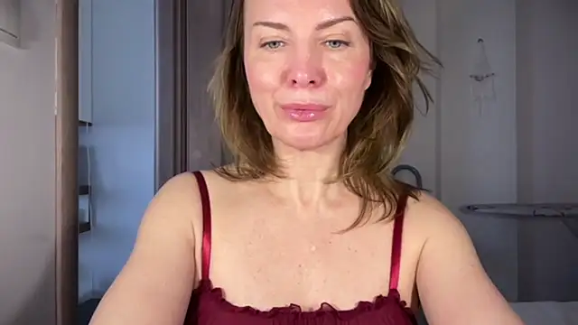 Snapshot of RachellAmazing chatting on May 2026 09:25:01 AM RachellAmazing online show from May 2026 09:25:01 AM