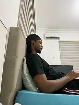 finefinance online show from October 2025 03:52:01 PM