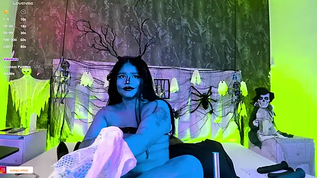 Snapshot of Sharik_Mackay chatting on October 2025 10:52:02 AM Sharik Mackay online show from October 2025 10:52:02 AM