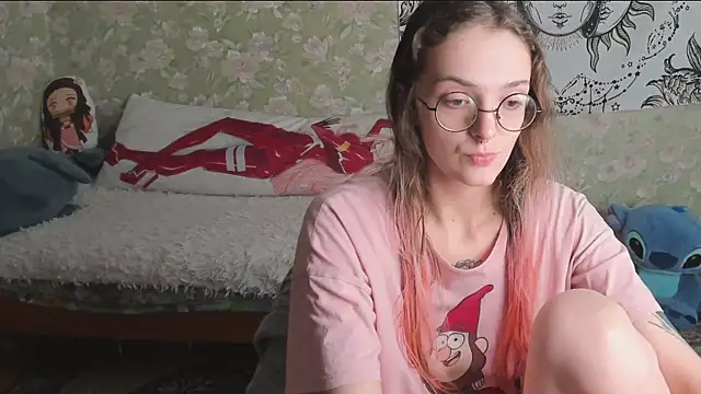 Cutie Adelia online show from May 2026 09:24:01 AM