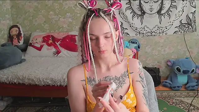 Cutie Adelia online show from June 2026 09:41:02 AM