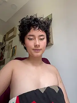 bellaa-w online show from October 2025 05:50:02 PM