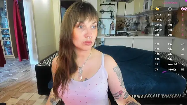 StacyTigerr online show from May 2026 12:11:01 PM
