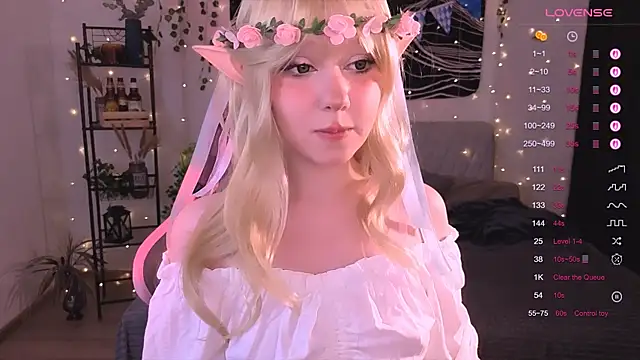 Snapshot of IrmaBell chatting on September 2025 10:13:01 PM IrmaBell online show from September 2025 10:13:01 PM