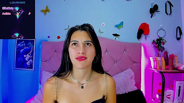 brenda moris01 online show from January 2025 06:35:01 AM