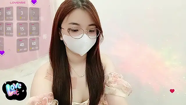 Snapshot of littlecn chatting on October 2025 12:30:01 AM littlecn online show from October 2025 12:30:01 AM