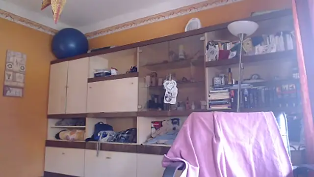 Snapshot of Dettybitch40 chatting on November 2025 10:24:01 AM Dettybitch40 online show from November 2025 10:24:01 AM