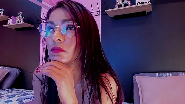 HannaPetit online show from January 2025 02:30:02 PM