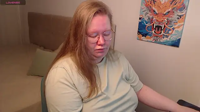 Snapshot of Ann_Muna chatting on December 2024 04:51:01 PM Ann Muna online show from December 2024 04:51:01 PM