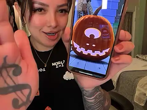 Snapshot of nativepumpkin95 chatting on October 2025 02:01:02 AM nativepumpkin95 online show from October 2025 02:01:02 AM