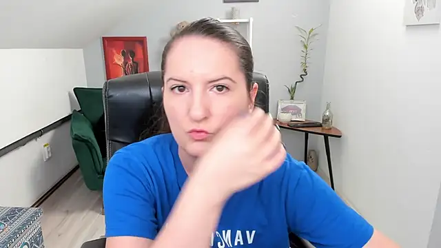 Snapshot of ChloeHottyX chatting on February 2025 11:12:02 AM ChloeHottyX online show from February 2025 11:12:02 AM