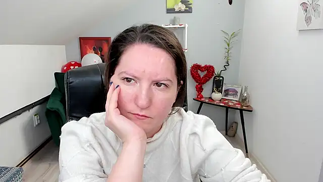 Snapshot of ChloeHottyX chatting on February 2025 03:42:01 AM ChloeHottyX online show from February 2025 03:42:01 AM