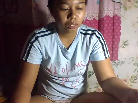 Snapshot of supertightkitty chatting on December 2025 12:38:02 AM supertightkitty online show from December 2025 12:38:02 AM